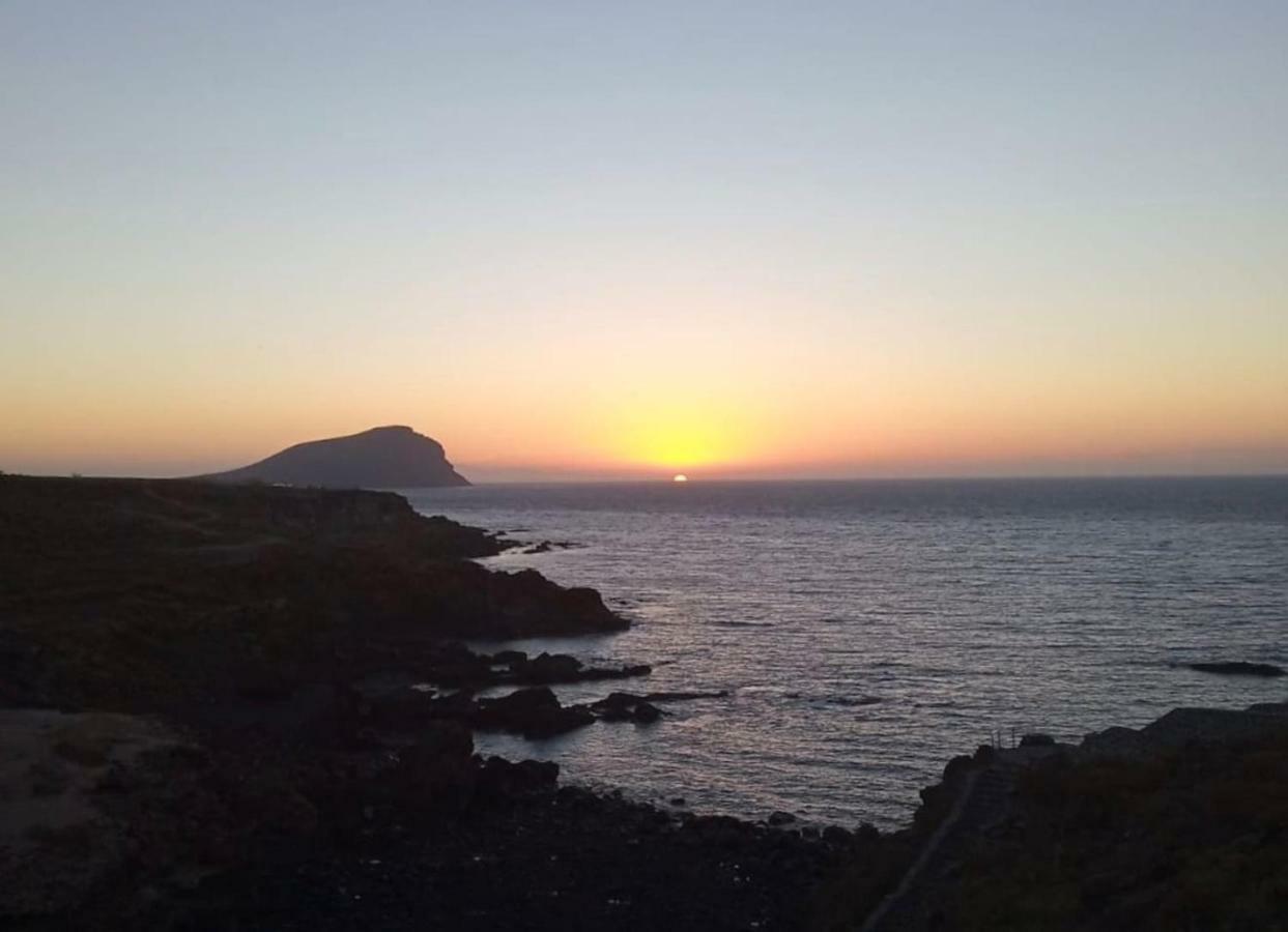 El Mirador: Sea Views From The Shore Los Abrigos Exterior foto